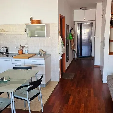 公寓 Maja W Privateparking 扎达尔