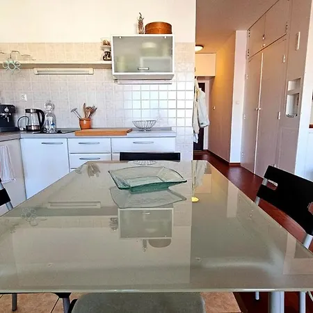 Maja W Privateparking