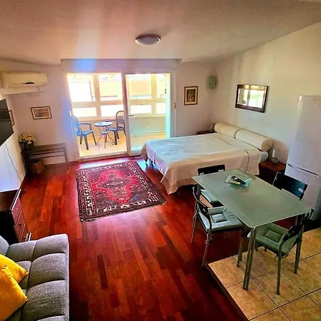 Апартаменти Maja W Privateparking